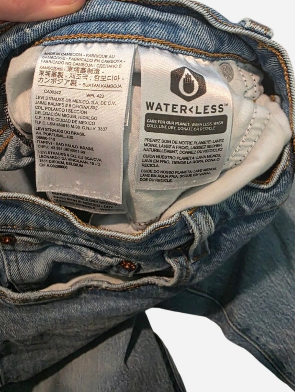 Levis Women's Wedgie Jeans - Picture 4 of 5
